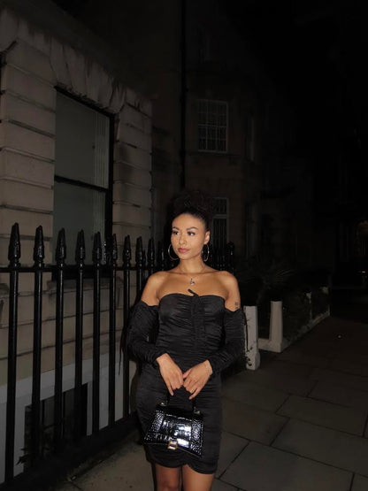 Rushed mini dress, off the shoulders in black and pink