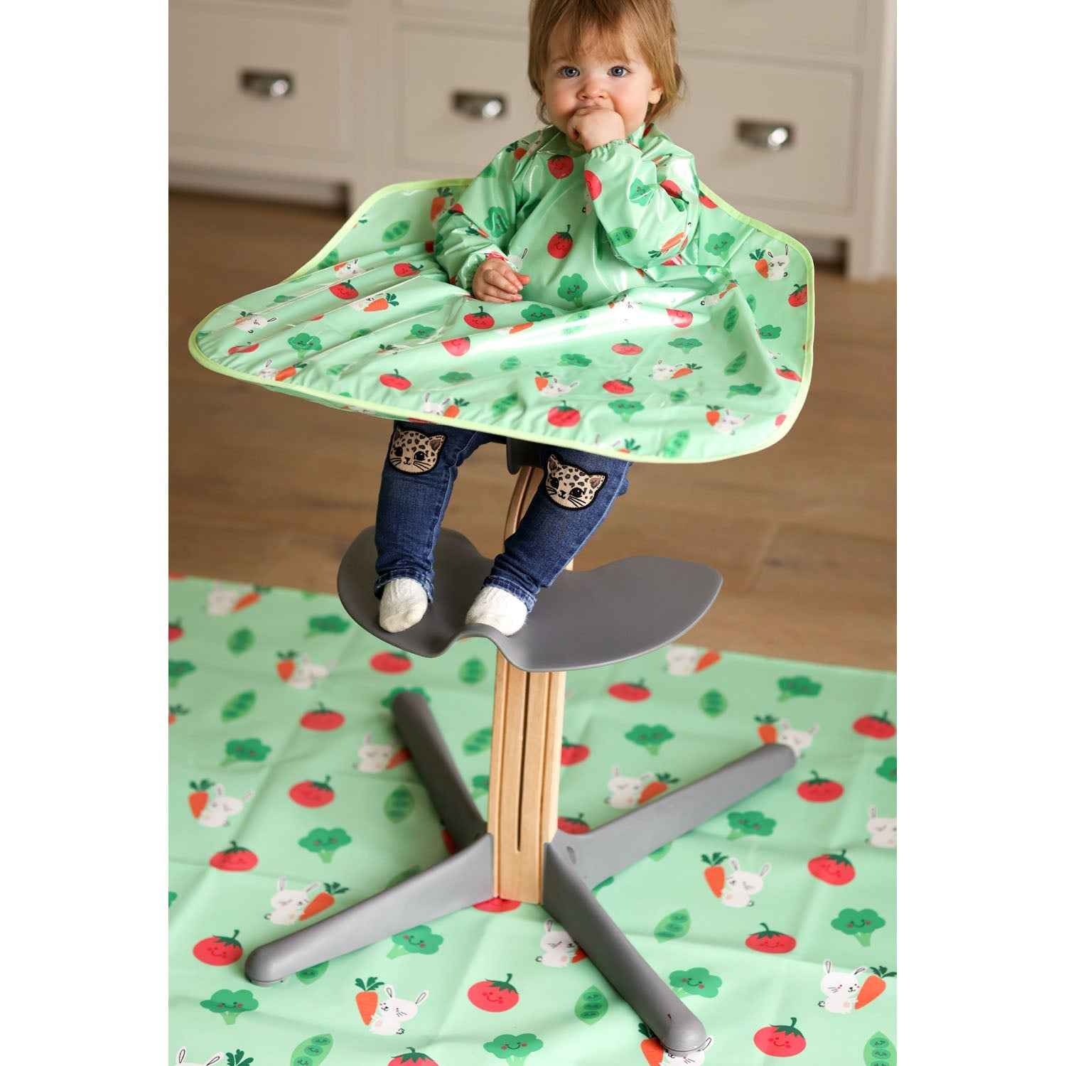Wipeezee Splash Mat - Green Bunny &amp; Veg