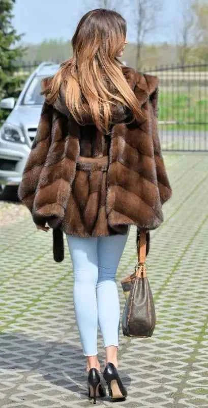 New Elegant Quality Faux Fur Hooded Women&