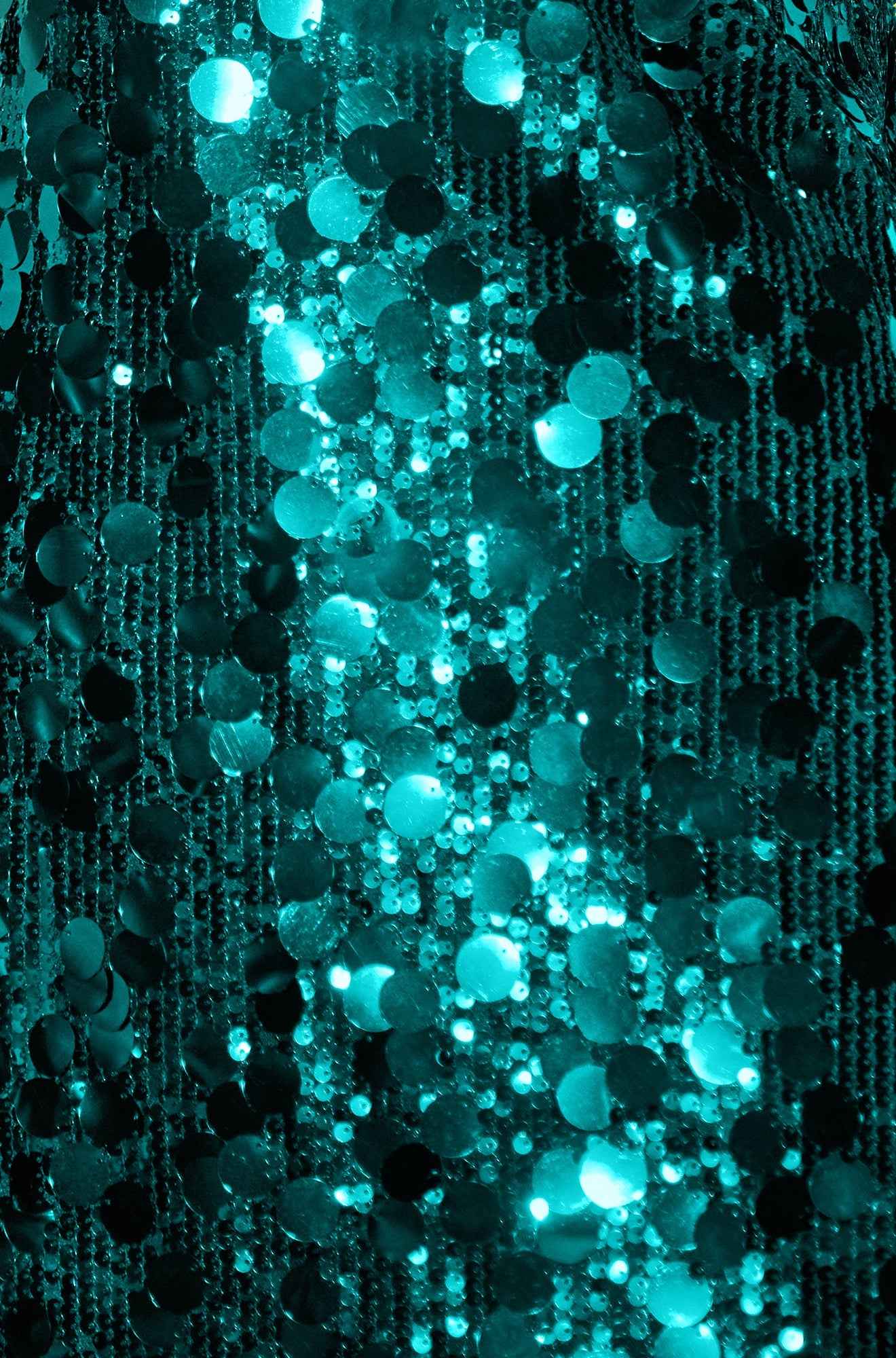 Yumi Green Big Sequin Tunic With Keyhole Neckline