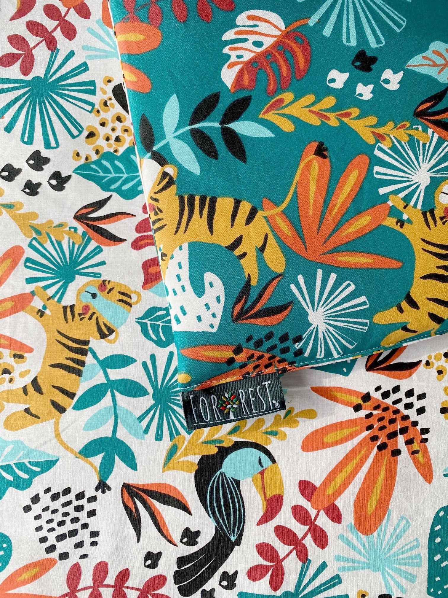 FORREST 3 Piece Reversible Cot Bed Set – Organic Cotton Baby Bedding - Rainforest