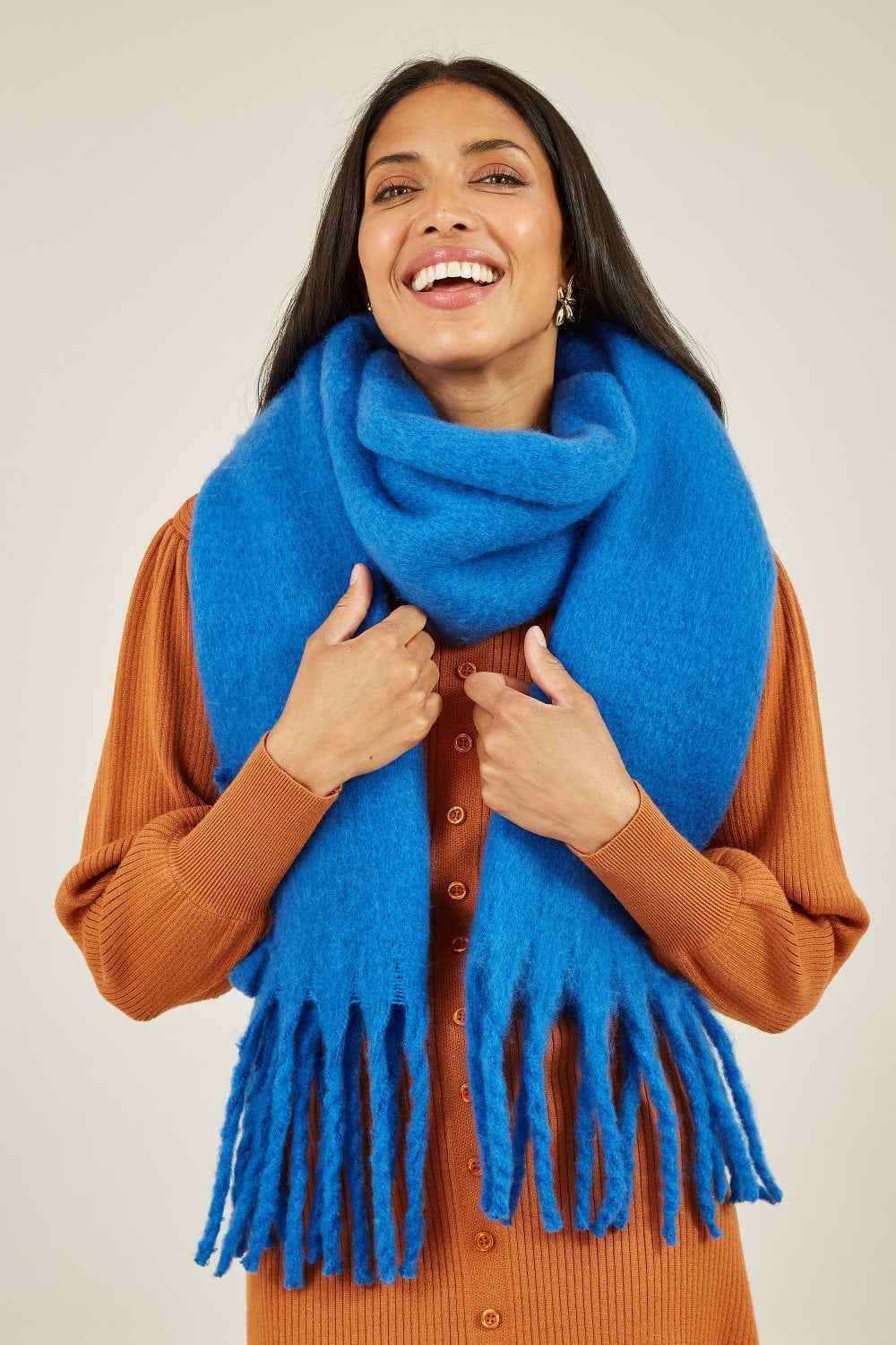 Yumi Blue Soft Touch Scarf